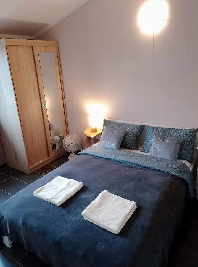 Abelia Sea View Apartment Pula Kroatien