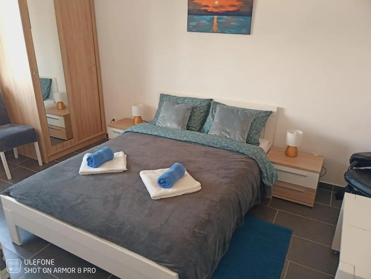 Abelia Sea View Apartment Pula